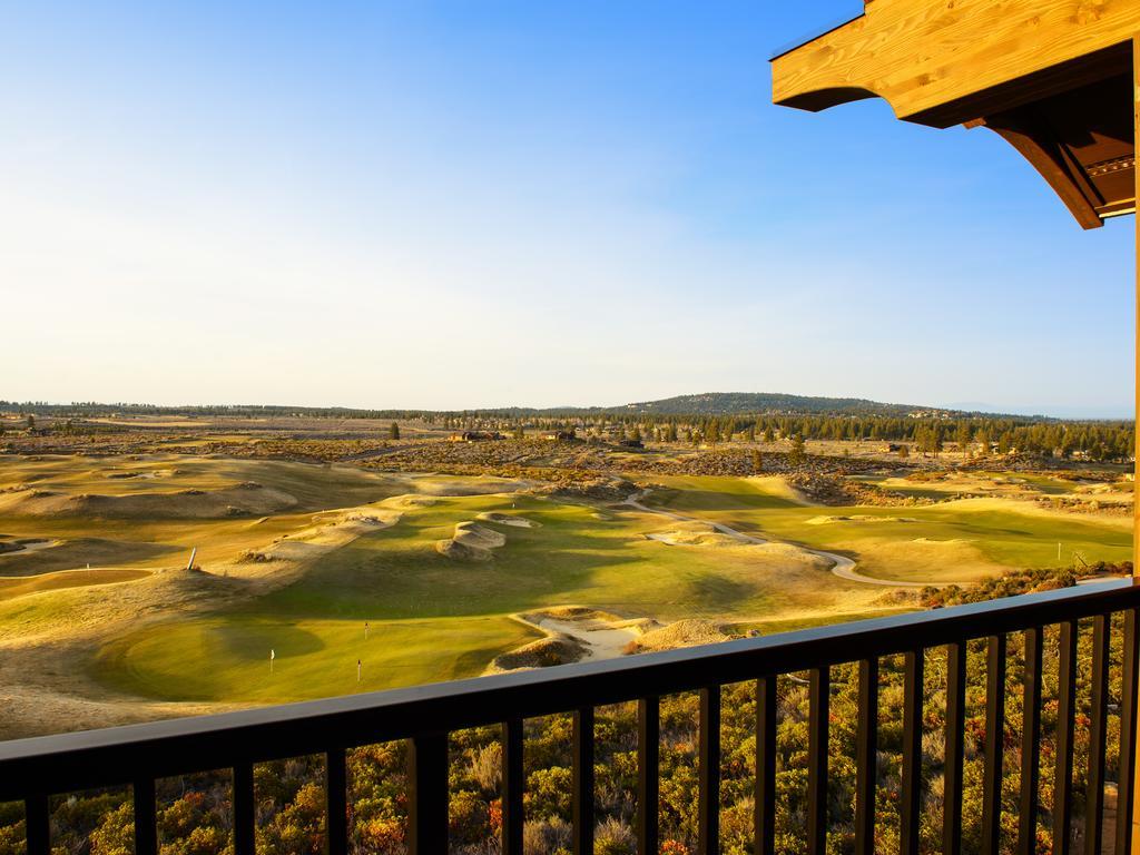 Tetherow Hotel Deschutes River Woods Room photo