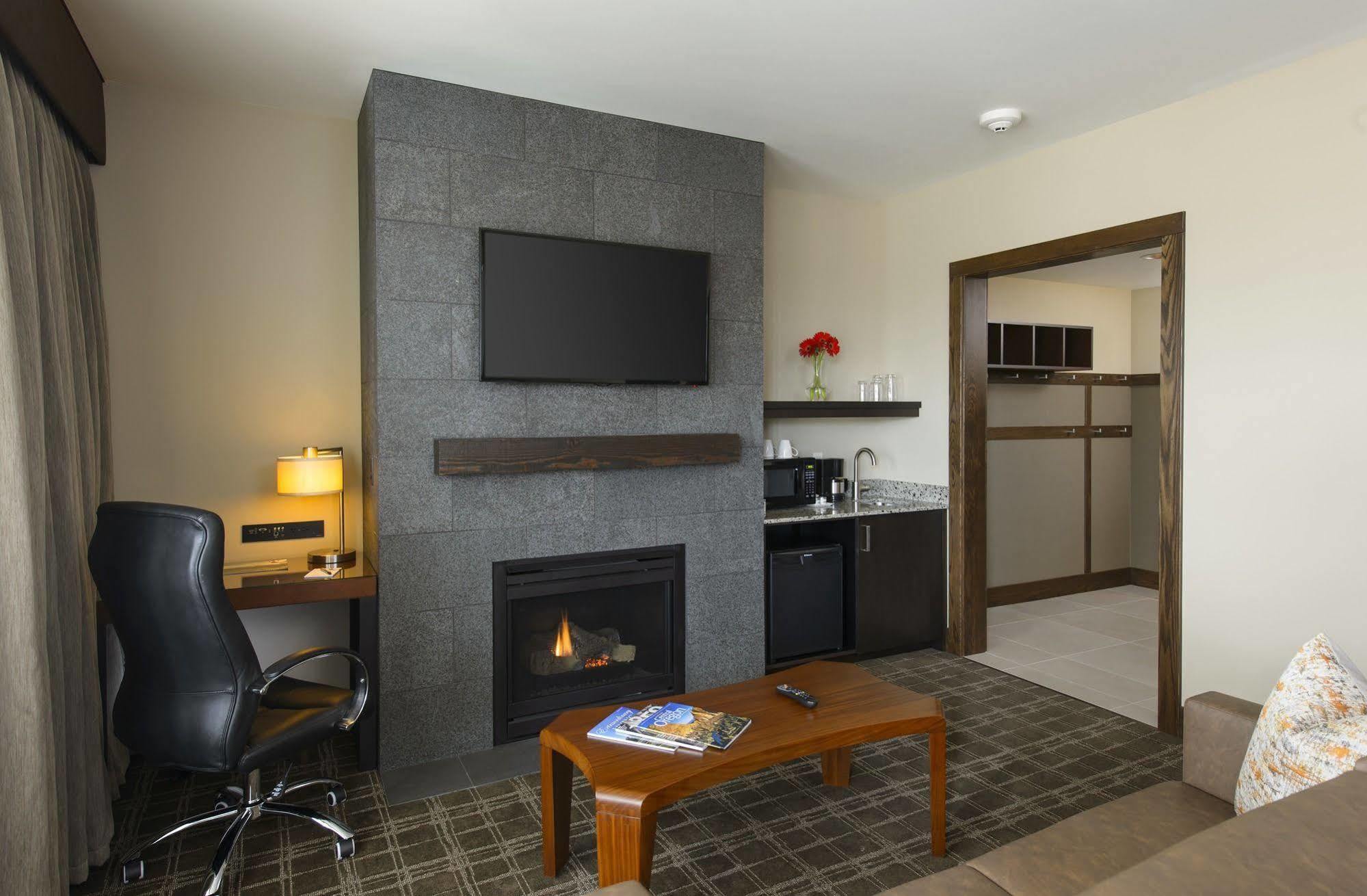 Tetherow Hotel Deschutes River Woods Exterior photo