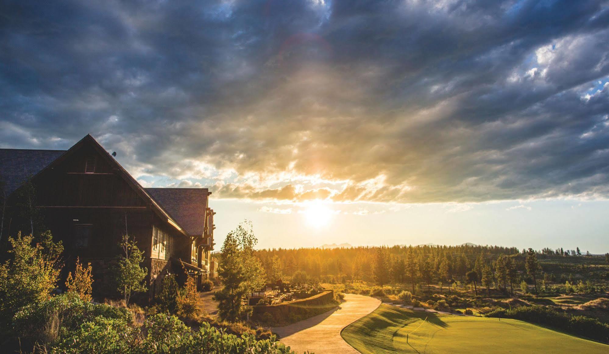 Tetherow Hotel Deschutes River Woods Exterior photo